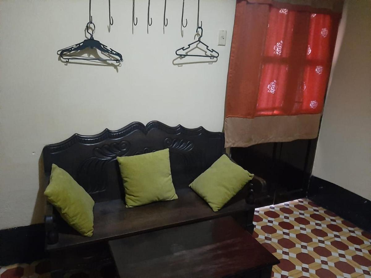 Hotel Antigua House ภายนอก รูปภาพ