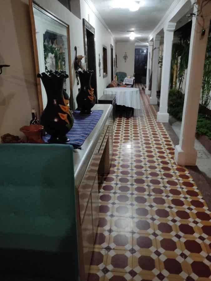 Hotel Antigua House ภายนอก รูปภาพ