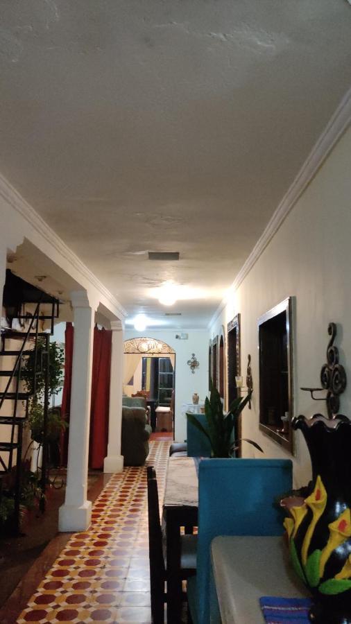 Hotel Antigua House ภายนอก รูปภาพ